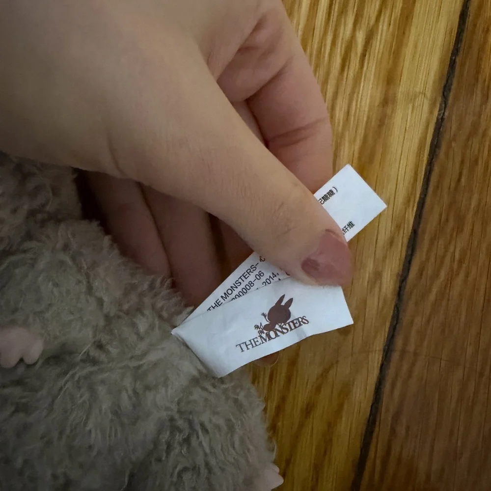 Labubu Keychain - Picture 3 of 3